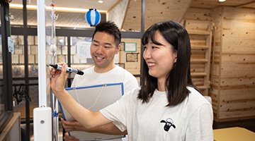 採用情報